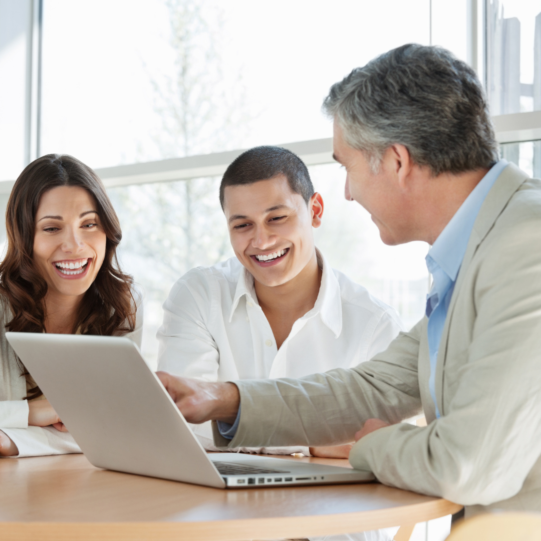 college-recruiting-student-high-school-counselor college-recruiting-student-high-school-counselor